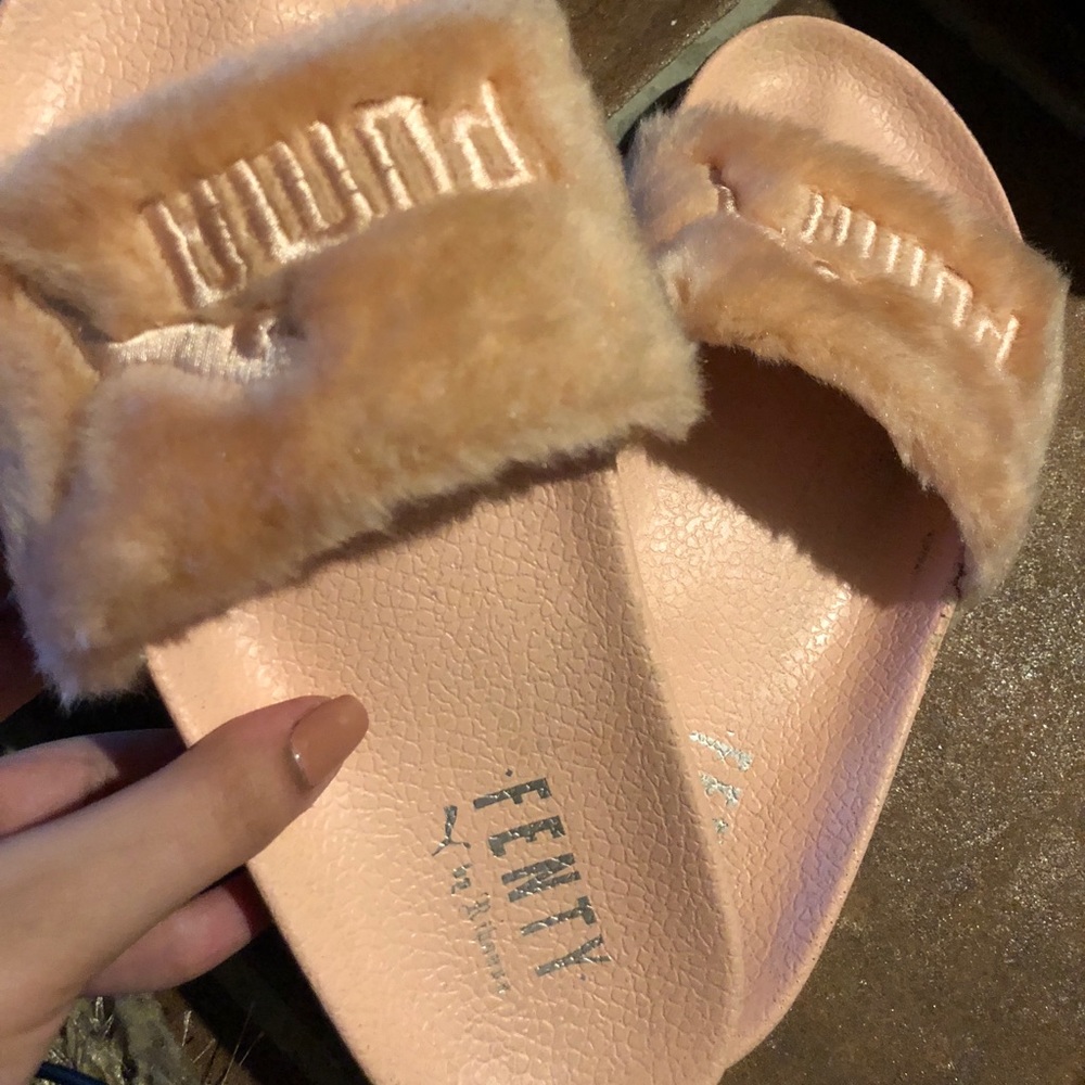 Puma Slides By Rihanna - Picture 3 of 6